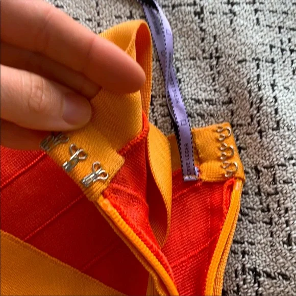 Herve Leger Bandage Dress 🔥 - Picture 4 of 7